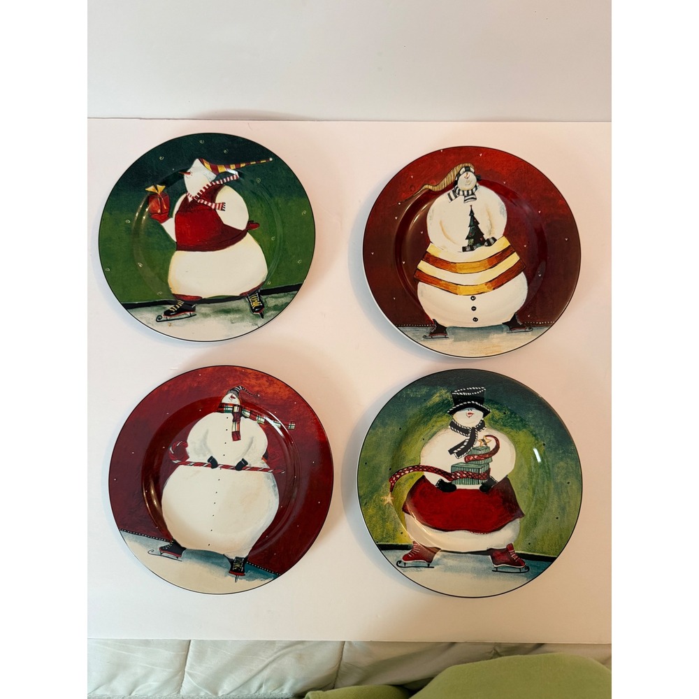 Sakura Breaking‎ The Ice Snowman Dessert Plates Set of 4 Holiday Christmas Decor